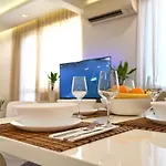 Modern 2-bedroom With Parking Апартаменты