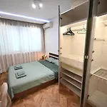 Modern 2-bedroom With Parking 公寓 *