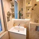 公寓 Modern 2-bedroom With Parking 瓦爾納
