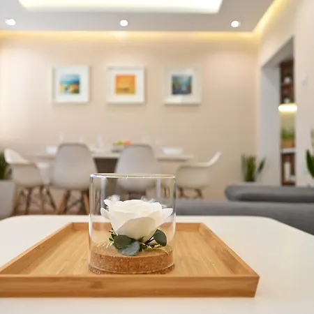 Modern 2-bedroom With Parking Daire